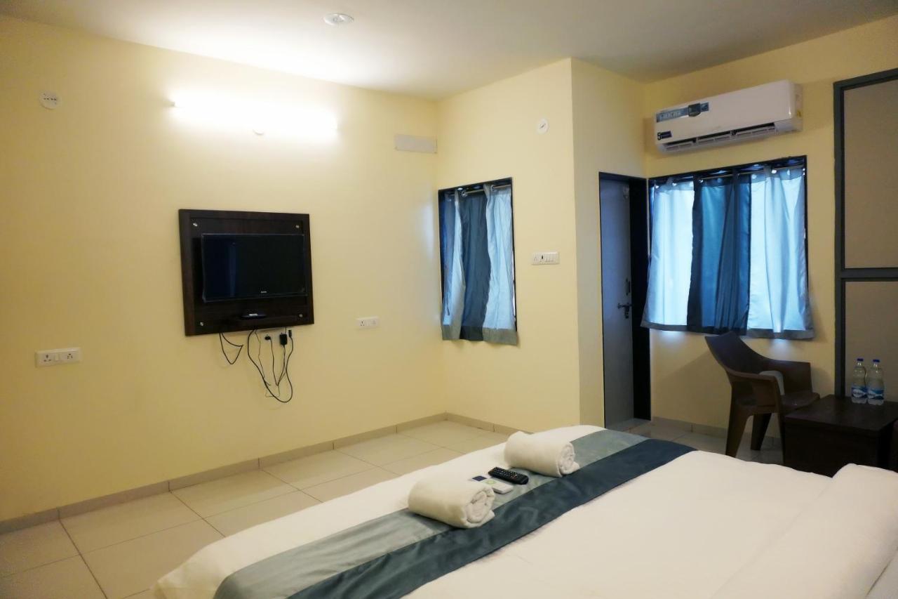 Hotel Nova Sk Rajkot Exterior photo