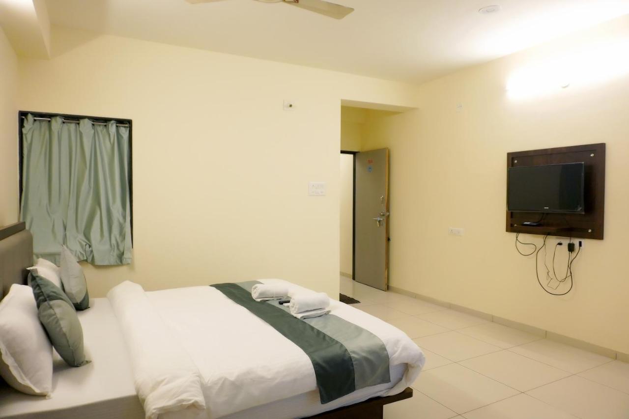 Hotel Nova Sk Rajkot Exterior photo